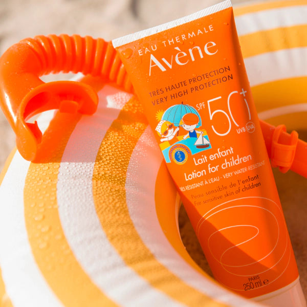 AVÈNE - Protección solar - Pieles sensibles - Leche para niños SPF 50+
